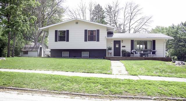 Photo of 321 Cedar St S, Lamoni, IA 50140