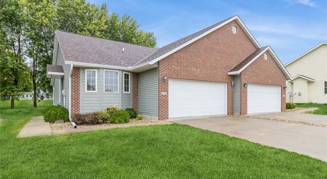 Photo of 610 Golf View Dr, Pleasantville, IA 50225