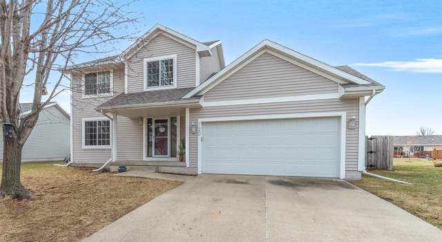Photo of 720 SE Murphy Dr, Waukee, IA 50263