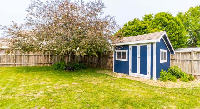 Photo of 12335 Tanglewood Dr, Urbandale, IA 50323