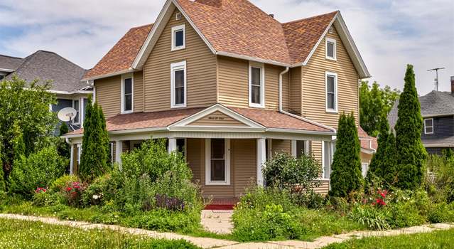 Photo of 301 N 4th St St, Marshalltown, IA 50158