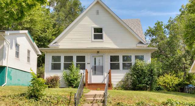 Photo of 931 Pleasant View Dr, Des Moines, IA 50315