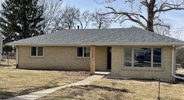 Photo of 7324 Maple Dr, Urbandale, IA 50322