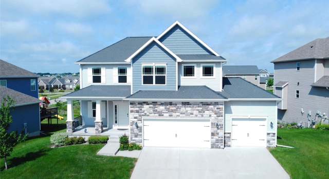 Photo of 1720 SE Waddell Way, Waukee, IA 50263
