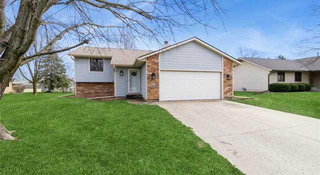 Photo of 2612 White Oak Dr, Ames, IA 50014