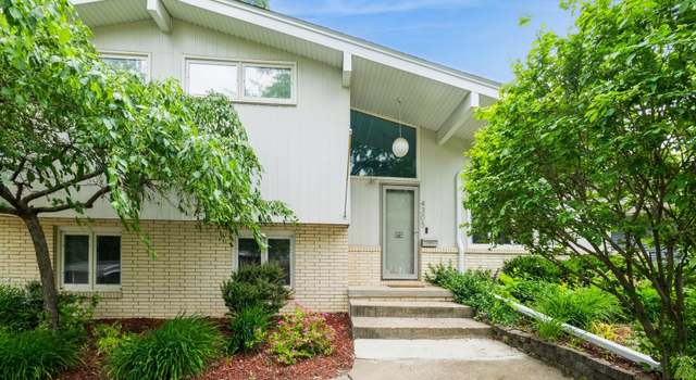 Photo of 4305 43rd St, Des Moines, IA 50310