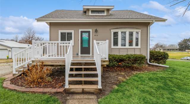 Photo of 813 West St, New Virginia, IA 50210