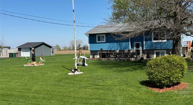 Photo of 8586 SE Orilla Rd, Cumming, IA 50061