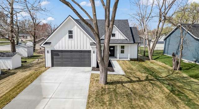 Photo of 407 Vine St, Cambridge, IA 50046