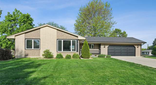 Photo of 414 Prairie Dr, Monroe, IA 50170