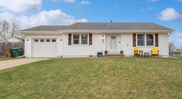 Photo of 1216 Casady Dr, Norwalk, IA 50211