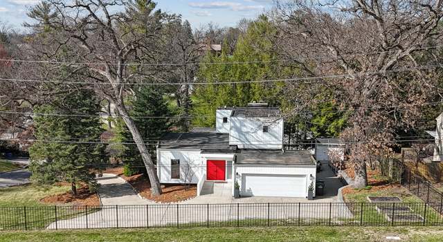 Photo of 601 53rd St, Des Moines, IA 50312