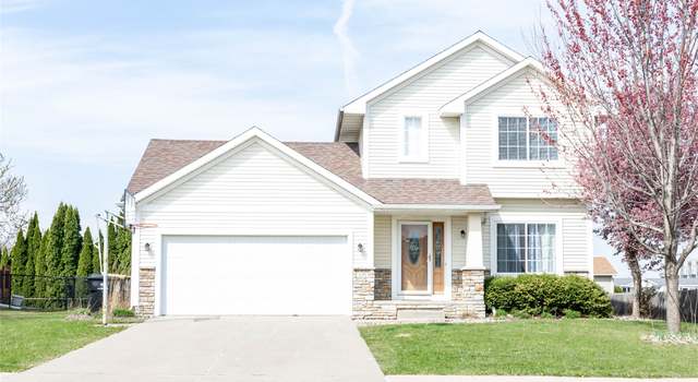 Photo of 120 SE Westgate Dr, Waukee, IA 50263
