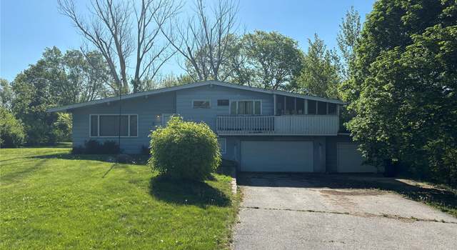 Photo of 14216 Green Dr, Perry, IA 50220