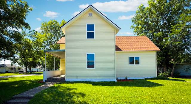 Photo of 1024 Tennyson Ave, Stratford, IA 50249