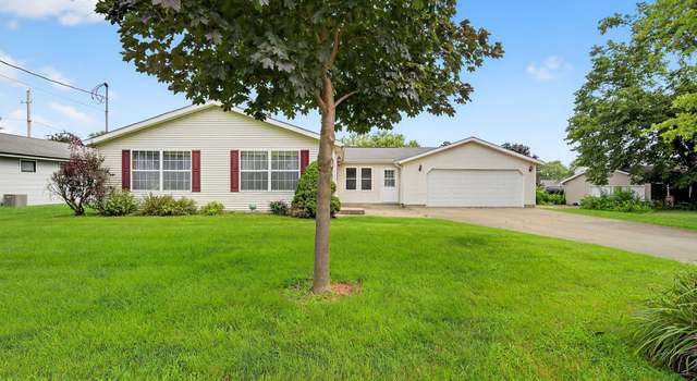 Photo of 110 E Nevada St, Monroe, IA 50170