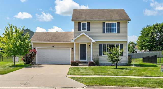 Photo of 590 SE Ashton Ct, Waukee, IA 50263