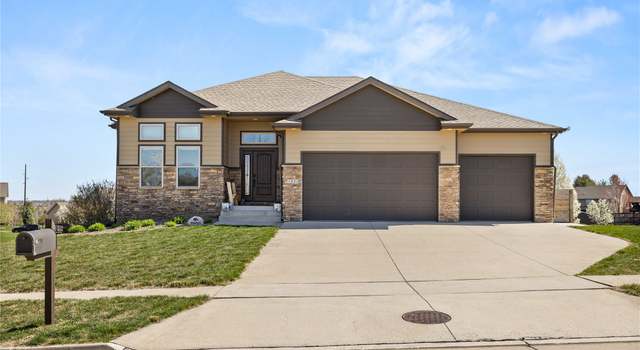 Photo of 3421 159th St, Urbandale, IA 50323