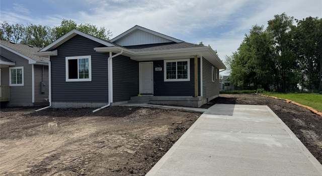Photo of 1527 Walker St, Des Moines, IA 50316