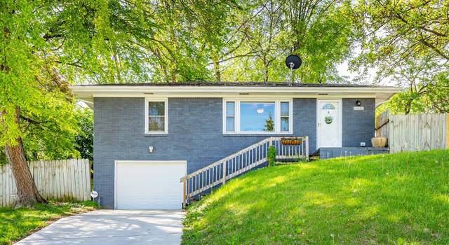 Photo of 2422 Boston Ave, Des Moines, IA 50310