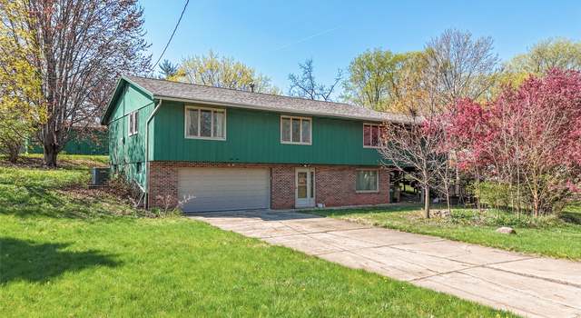 Photo of 110 4th St NE, Mitchellville, IA 50169