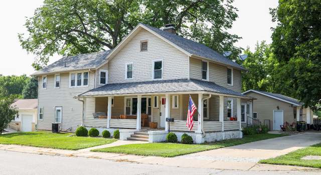 Photo of 103 W Lane St, Winterset, IA 50273