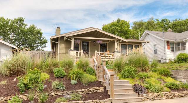 Photo of 1206 47th St, Des Moines, IA 50311