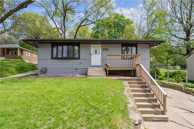 Photo of 2749 Hubbell Ave Des Moines, IA 50317