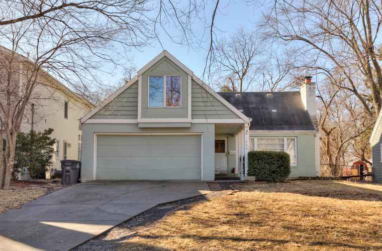 Photo of 1408 Linden Ln Des Moines, IA 50315