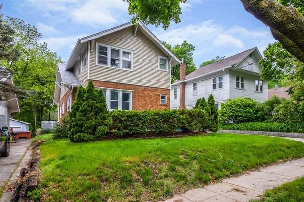 1216 46th St Des Moines Ia 50311 Mls 561596 Redfin