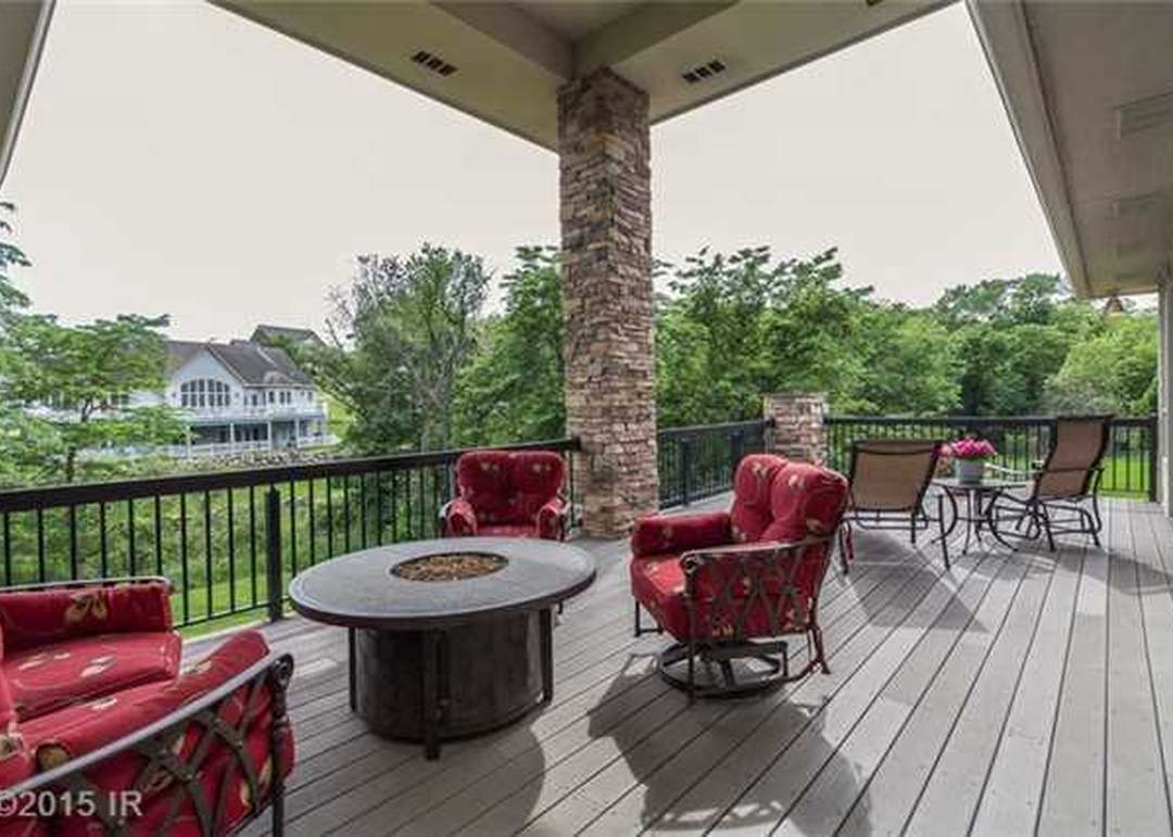3608 Turnberry Dr, West Des Moines, IA 50265