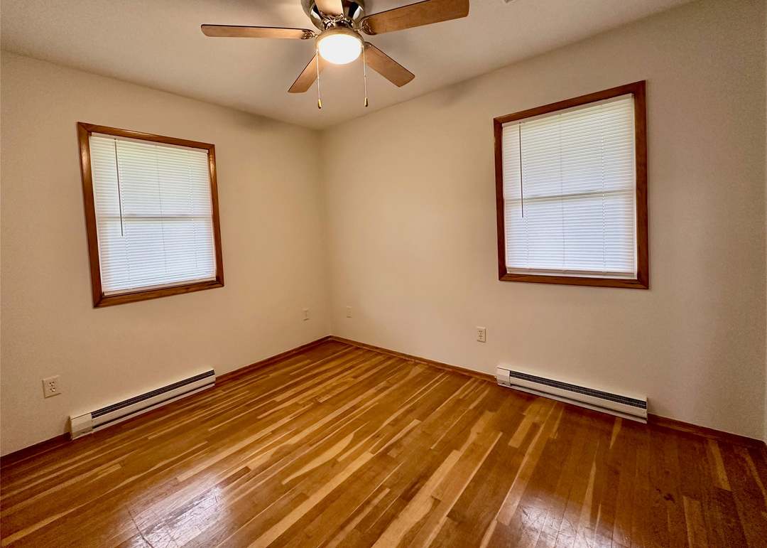 321 East St, Kellogg, IA 50135