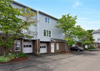 Bristol Ct Condos