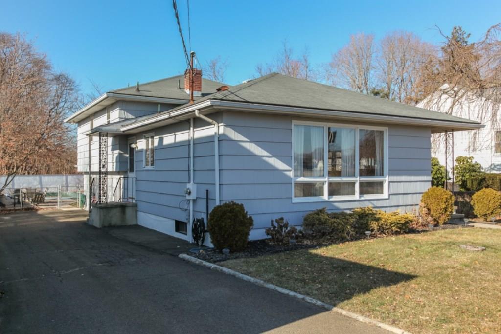 318 Thompson Ave, East Haven, CT 06512 MLS N10019196 Redfin