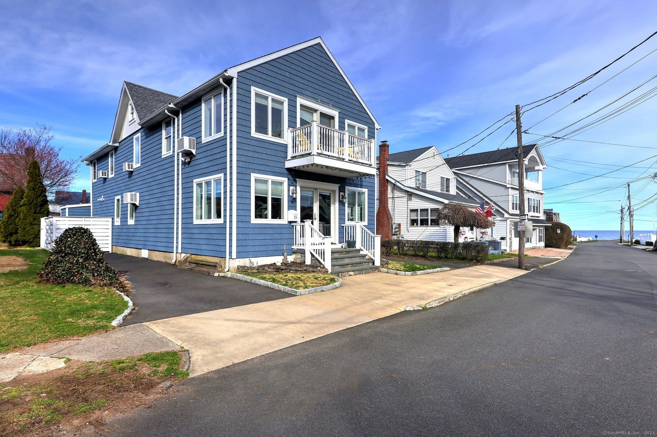 16 Village Rd Milford CT 06460 Redfin 16 Village Rd Milford CT 06460 Redfin