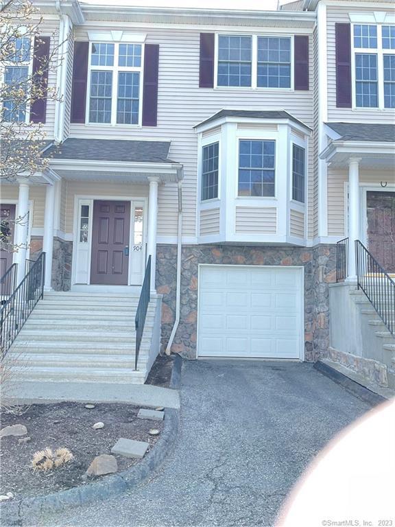 904 Larson Dr Unit 904, Danbury, CT 06810 | Realtorcom®