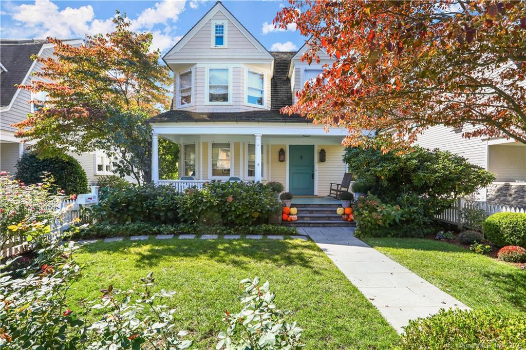10 Maher Ave, Greenwich, CT 06830
