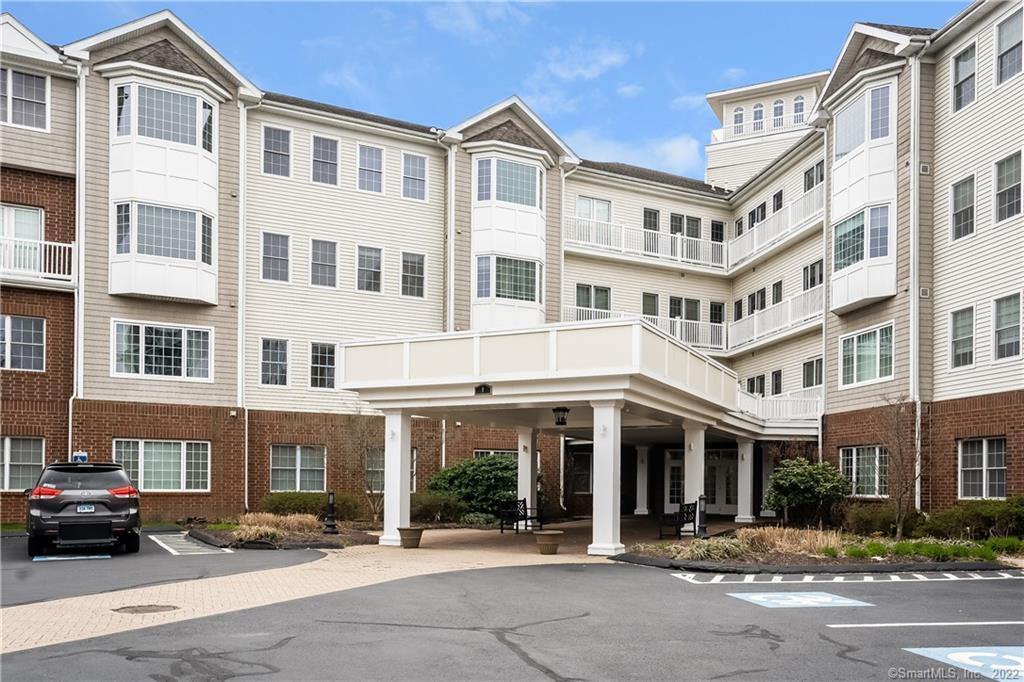 1 King Philip Dr #116, West Hartford, CT 06117 | MLS# 170520872 | Redfin