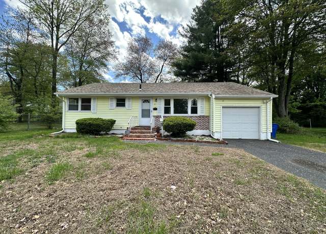 Property at 65 Jackson Rd, Bloomfield, CT 06002, 3 beds, 1.5 baths