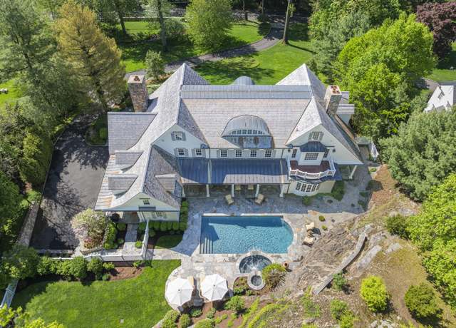 Property at 10 Cross Rd, Darien, CT 06820, 5 beds, 7 baths