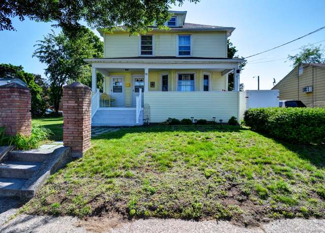 Property at 32 Columbus St, East Hartford, CT 06108, 4 beds, 2 baths