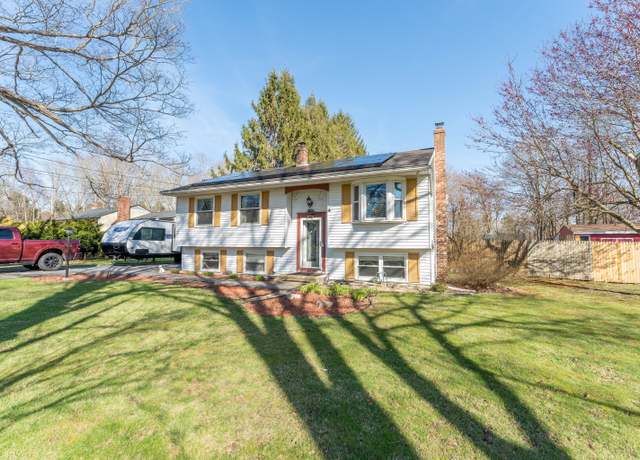 Property at 18 Highland ST EXT, Plainfield, CT 06354, 3 beds, 2 baths
