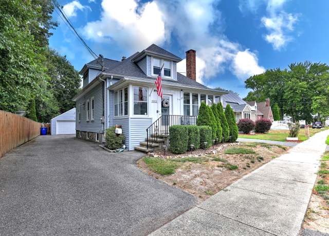 Property at 1512 North Ave, Stratford, CT 06614, 3 beds, 2 baths