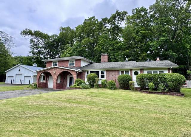 Property at 2 Columbo Ter, Windsor Locks, CT 06096, 4 beds, 2.5 baths