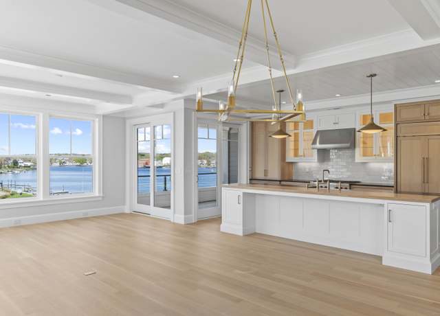 Property at 22 West Main St #3, Groton, CT 06355, 2 beds, 3 baths