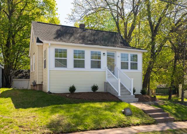 Property at 55 Homestead St, Manchester, CT 06042, 2 beds, 1 bath