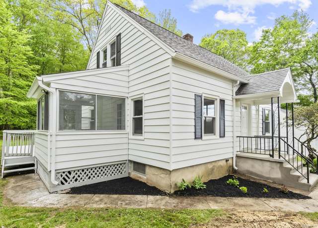 Property at 291 Maple Hill Rd, Naugatuck, CT 06770, 3 beds, 1 bath