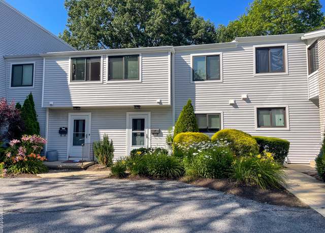 Property at 69 Riverside Ave #69, Stamford, CT 06905, 3 beds, 2.5 baths