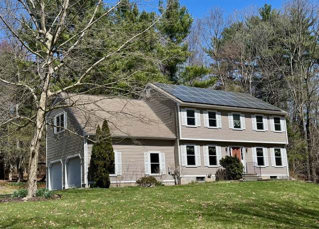 Property at 29 Stephanie Ct, Durham, CT 06422, 4 beds, 2.5 baths