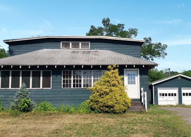 Property at 127 S Main St, East Windsor, CT 06088, 3 beds, 2 baths